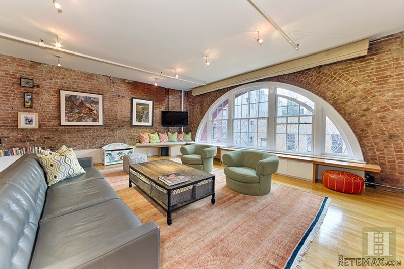 1 bedroom Apartment For Sale: 140..