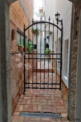 ROVINJ – unikatna nekretnina na izuzetnoj lokaciji - 2