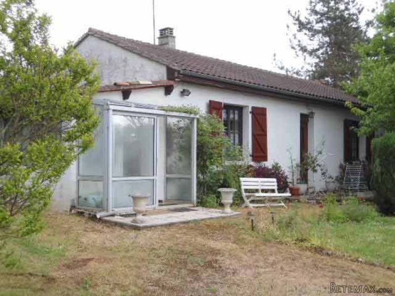 2 Bed Single Storey House With Garden..