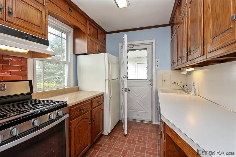 3 bedroom House For Sale: 18 E Osage.. - 2