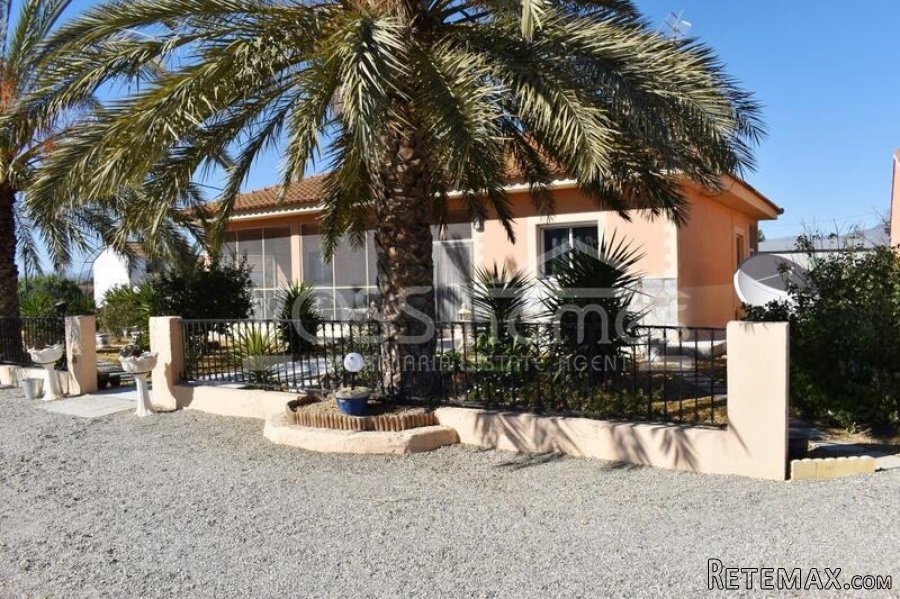RESERVED APRIL 2022 WITH VOSS HOMES - An immaculately.. - 5