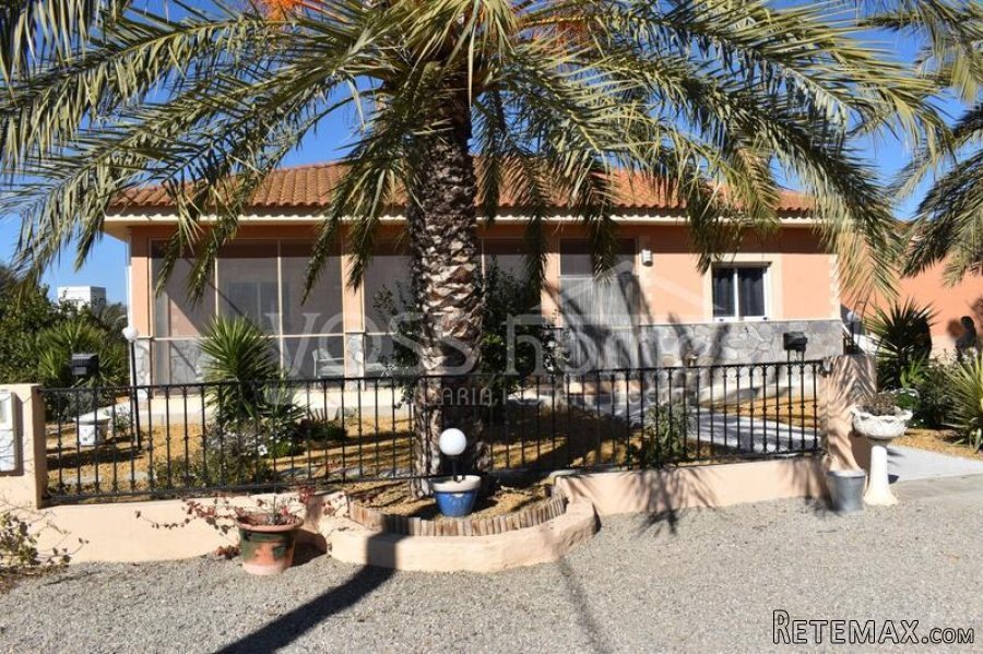 RESERVED APRIL 2022 WITH VOSS HOMES - An immaculately.. - 6