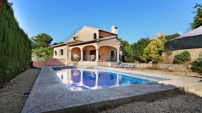 VILLA MEDITARANE STYLE