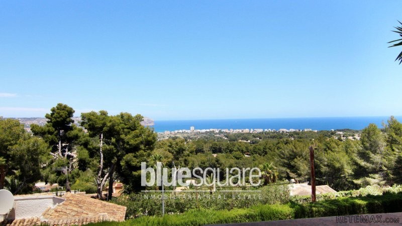 Stunning villa with panoramic sea views - 2