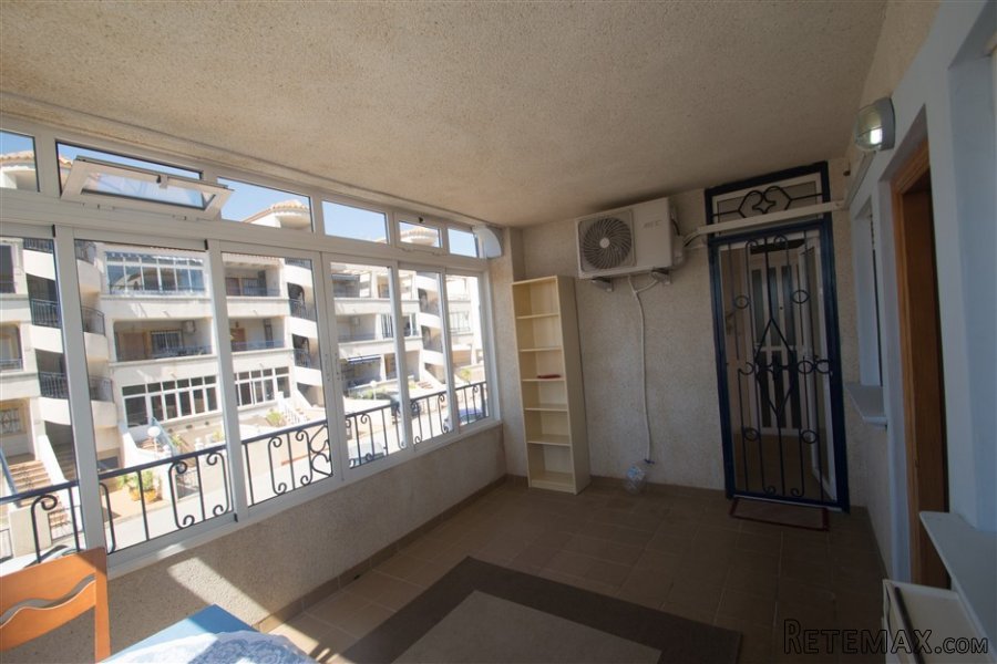 Apartamento en la primera planta en la urbanización La.. - 2