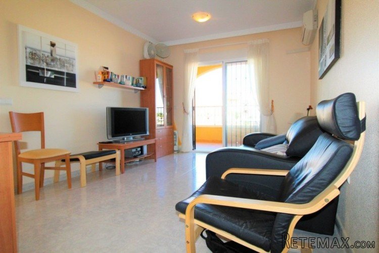 2 Bed 1 Bath Apartment with Private Solarium within Las.. - 3