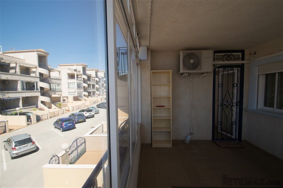 Apartamento en la primera planta en la urbanización La.. - 3
