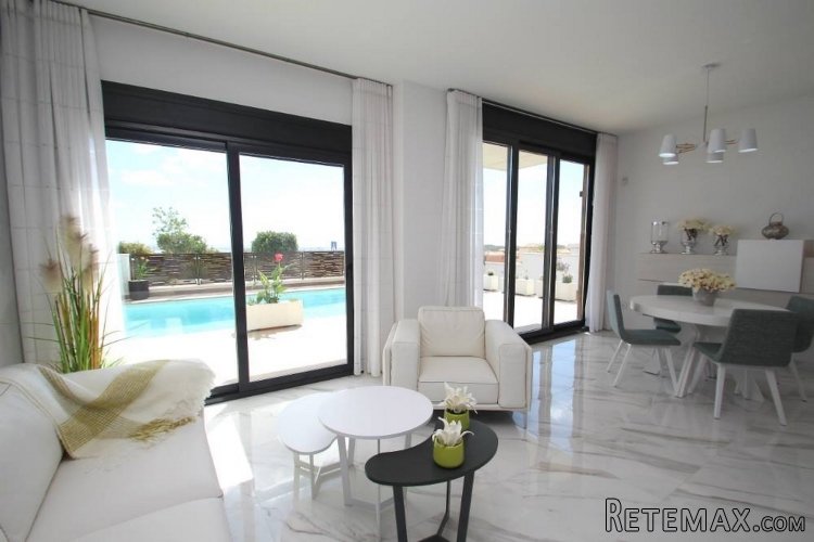 Estos bonitos Bungalow se ubican en San Miguel de Salinas.. - 3
