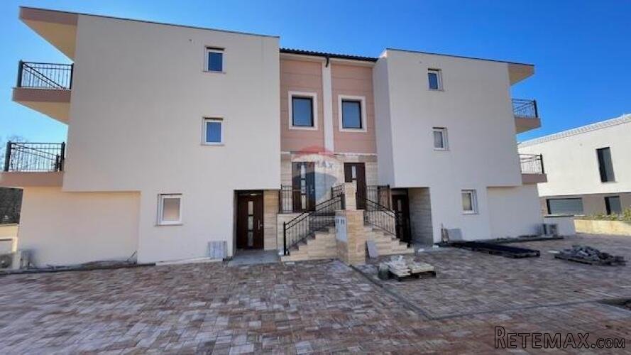 Krk,Njivice,panoramski pogled na more,okućnica 150 m2 - 3