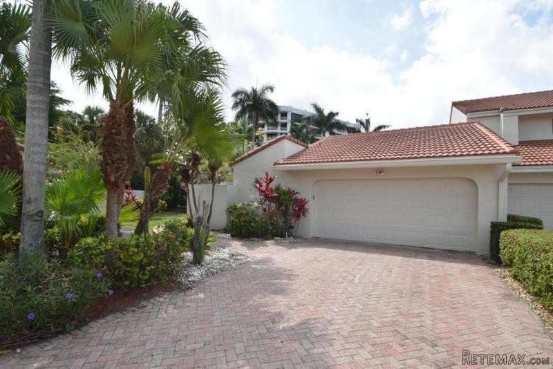 7350 Woodmont Ct, Boca Raton, FL -..