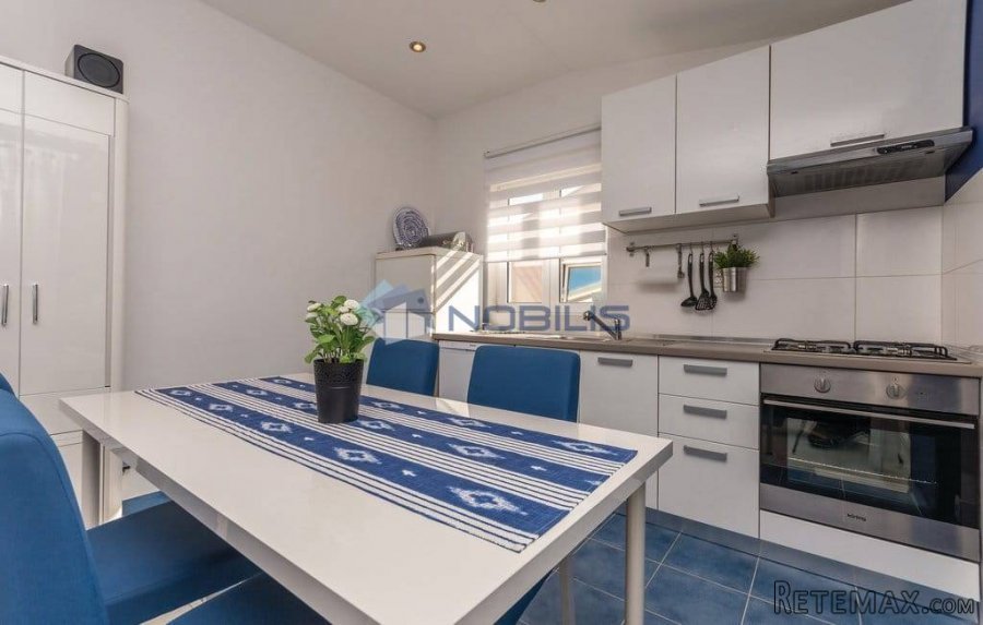 Pašman, Ždrelac - kuća katnica 200 m2 i bungalov - 5
