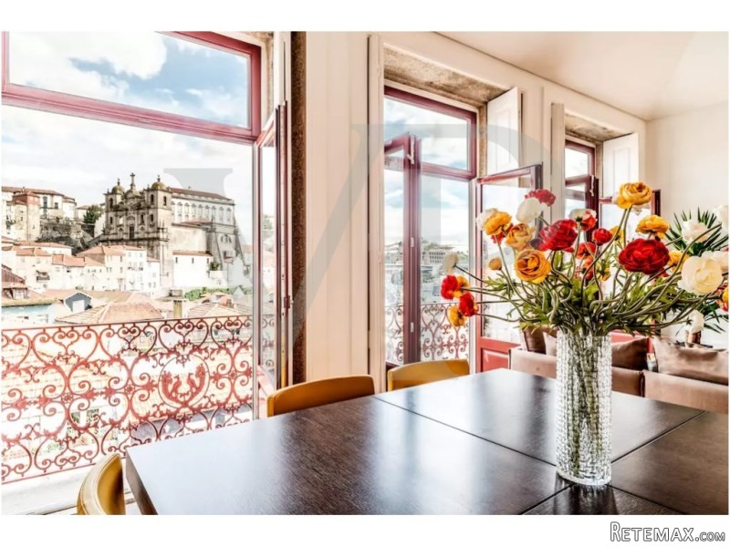 2 quartos apartamento-Rua Sousa Viterbo
