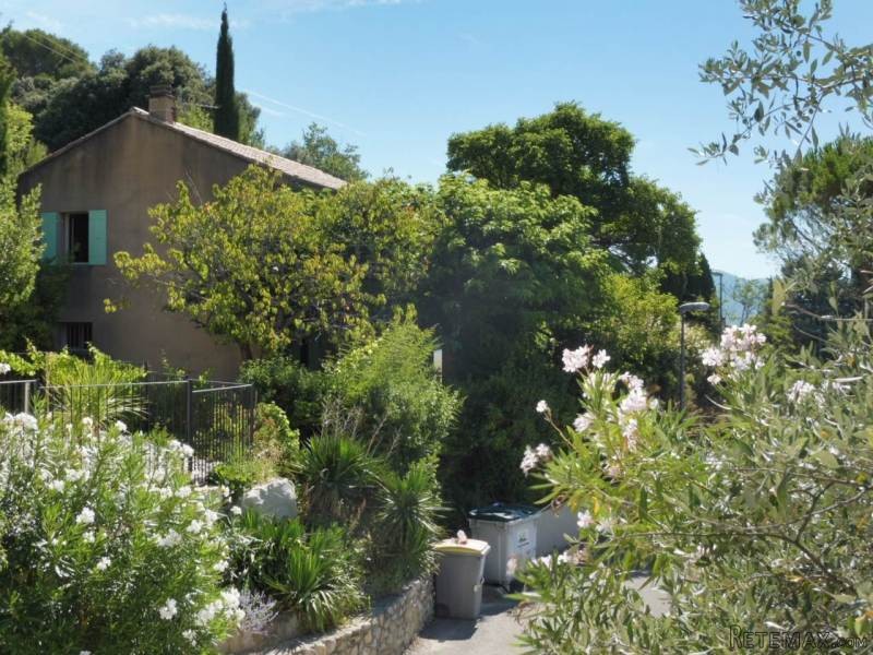 Villa With Lovely Views 7km From Nyons - 2