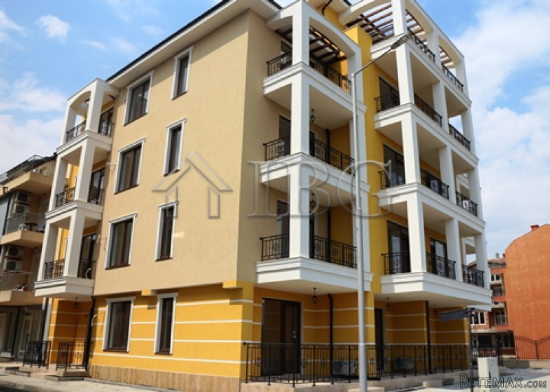 Studio and 1-bedroom apartments for.. - 2