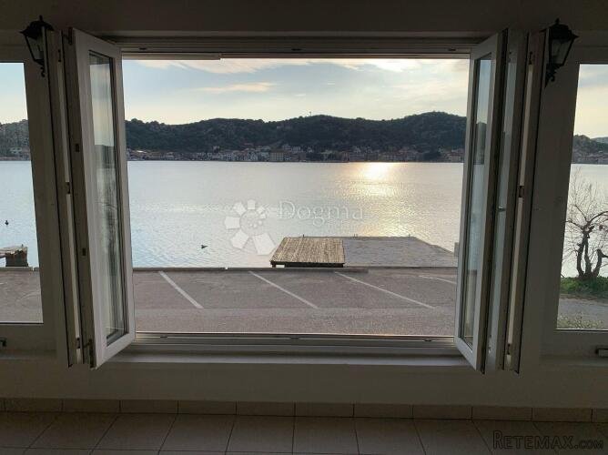 Poslovni Prostor Tisno
