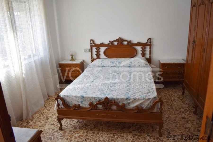REDUCED - A traditional Country / Village house for sale.. - 11