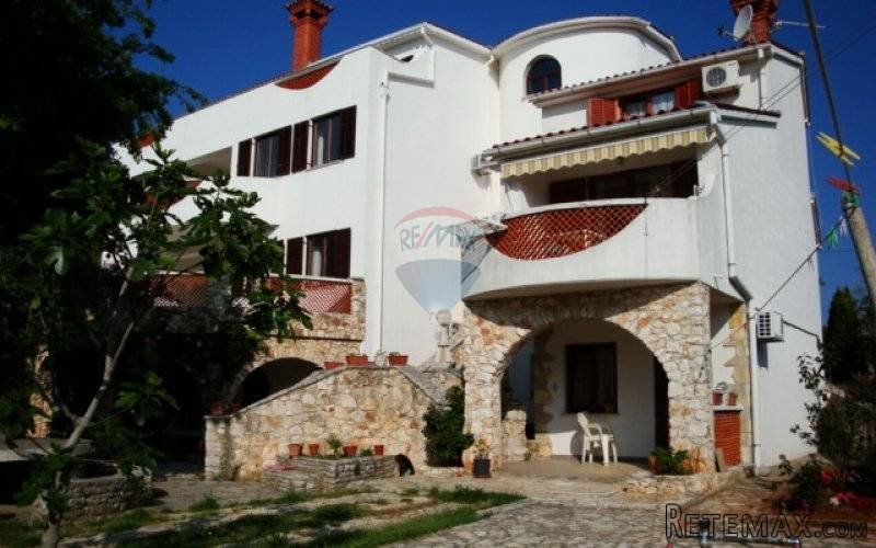 Istra, Banjole, apartmanska kuća 300m od mora - 2