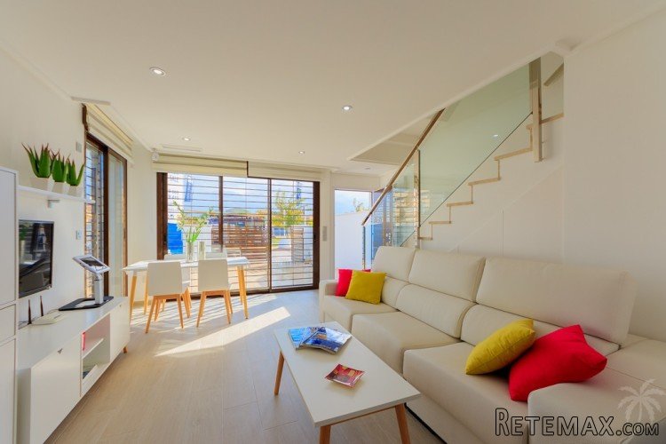 These modern, terraced houses are being built in a very.. - 3