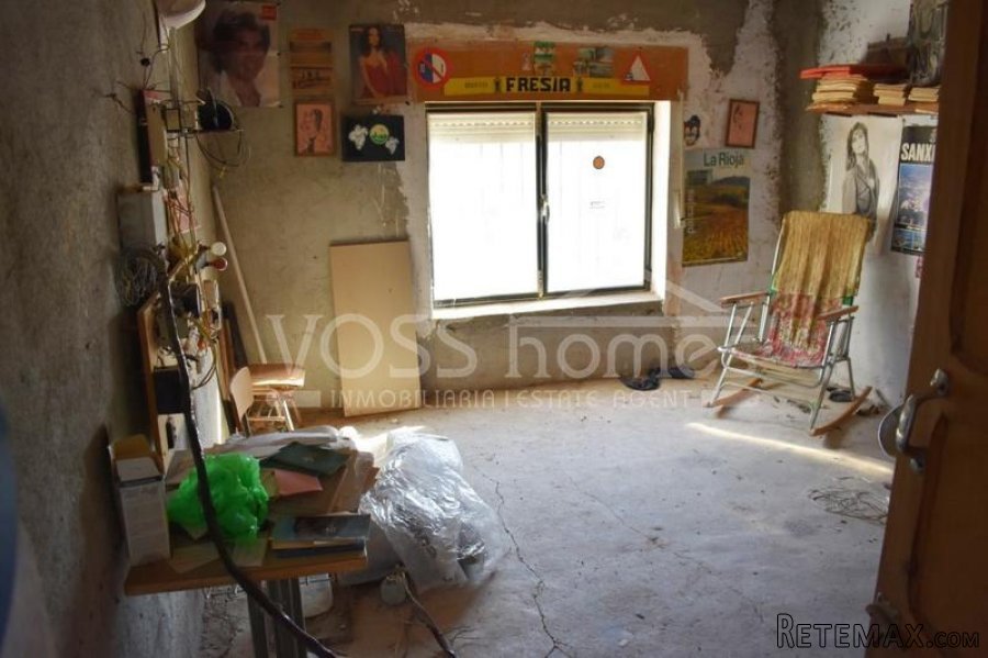REDUCED - A traditional Country / Village house for sale.. - 14