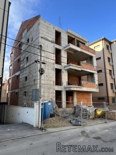 Vlasnik-prodajem LUX stan (65m2+60m2) - 14