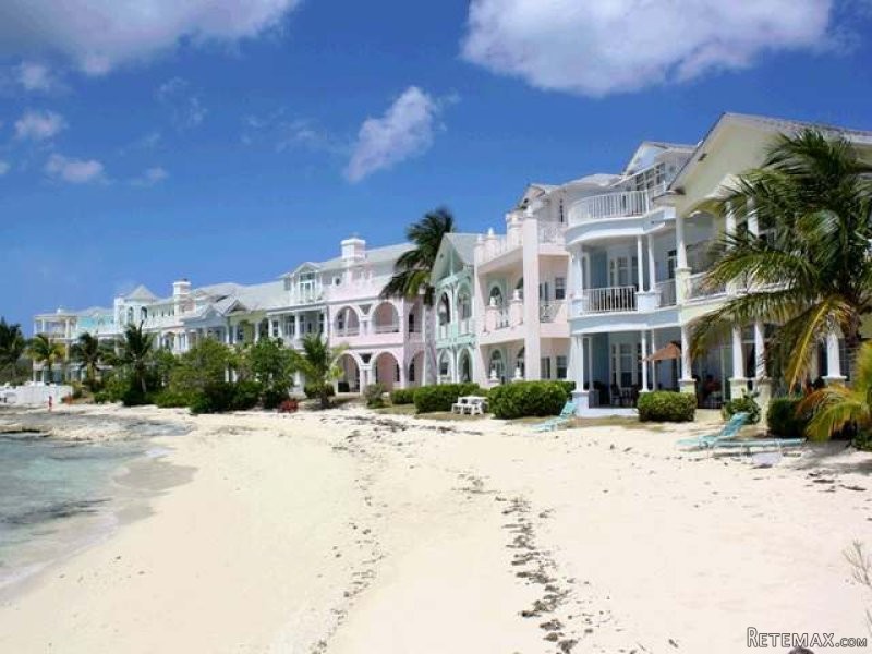 Apartment/townhouse - Royall Beach..