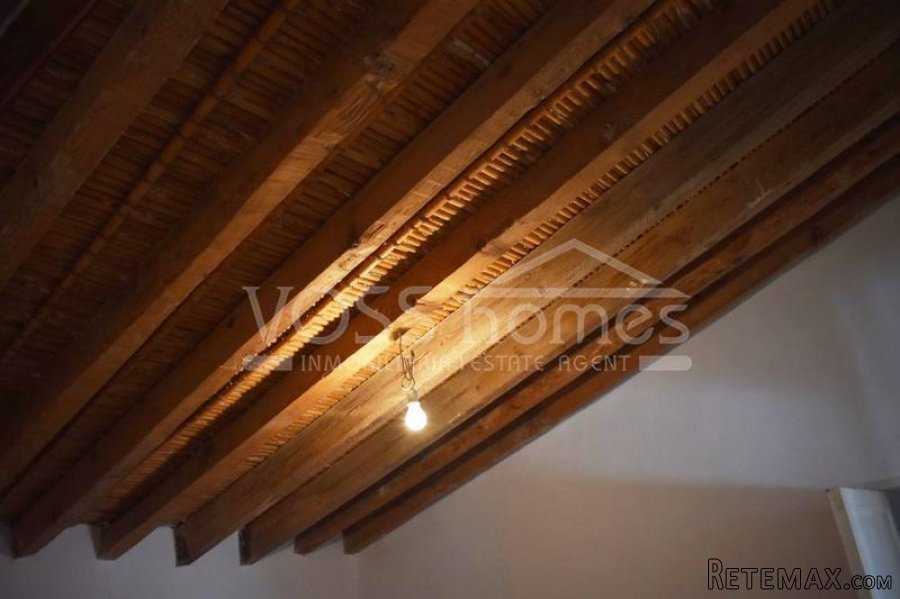 REDUCED - A traditional Country / Village house for sale.. - 15