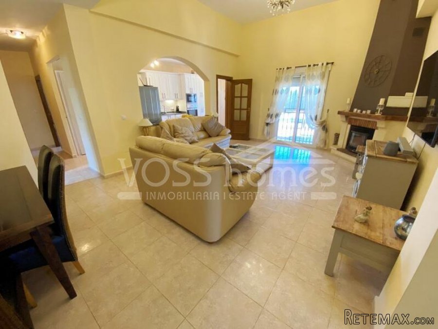 EXCLUSIVE TO VOSS HOMES - A spacious 5 bed, 2 bath Country.. - 16