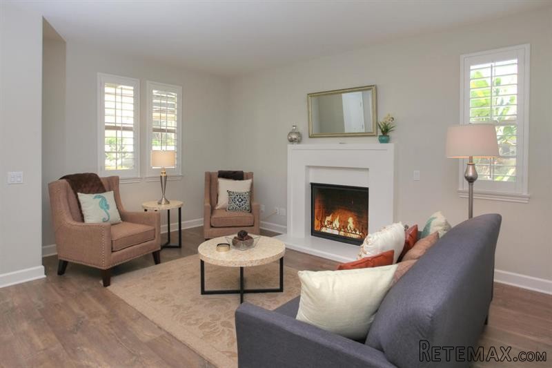 3 bedroom Apartment For Sale: 103.. - 2