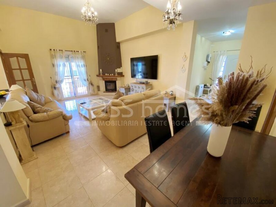 EXCLUSIVE TO VOSS HOMES - A spacious 5 bed, 2 bath Country.. - 17