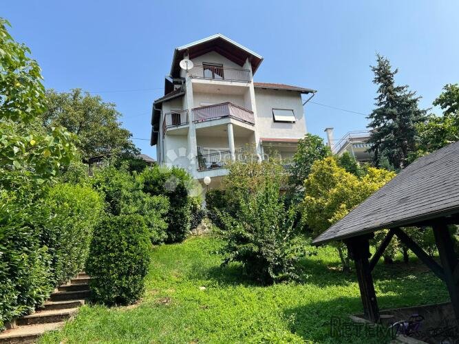 Kuća sa 4 stana na Vrapču!