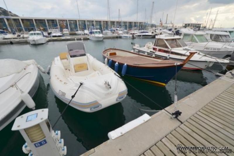 ROSES: Mooring in the yacht harbour of.. - 2