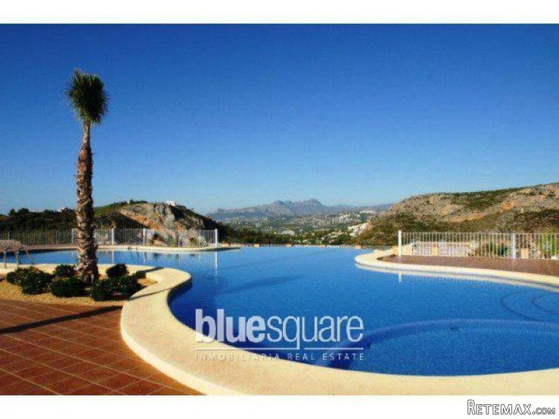 Beautiful 2 Bedroom Apartment