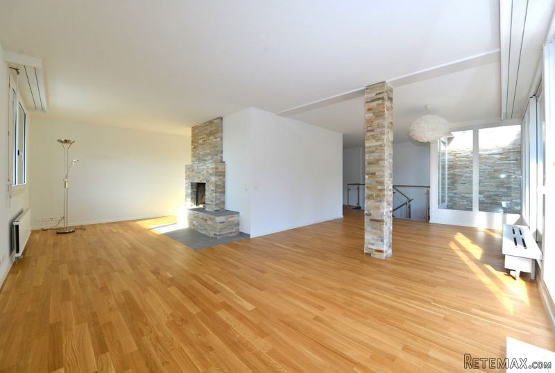 TWO STORY DREAM HOME IN THE CENTER OF..