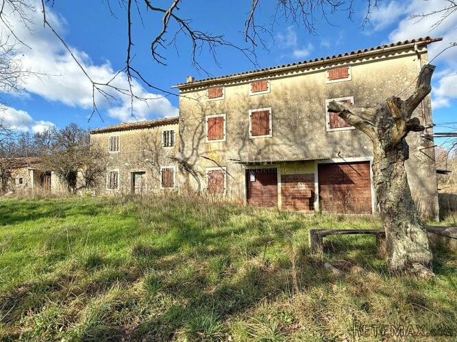 RIJETKOST NA TRŽIŠTU - SAVRŠENA STANCIJA ZA PRIVATNU REZIDEN - 2