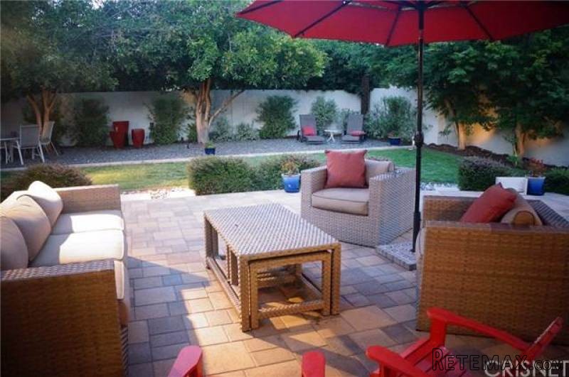 4930 Mammoth Avenue | Sherman Oaks.. - 2