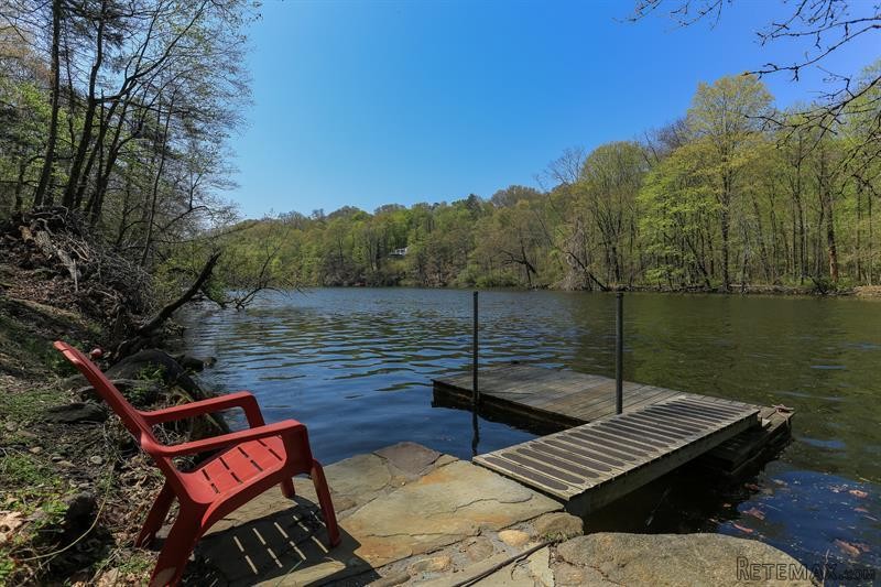 2 bedroom House For Sale: 108 Old..