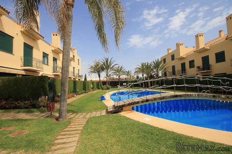 5 Bedroom Townhouse In Javea