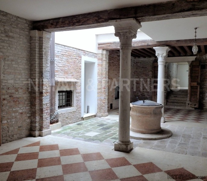 Appartamento in Vendita a Venezia