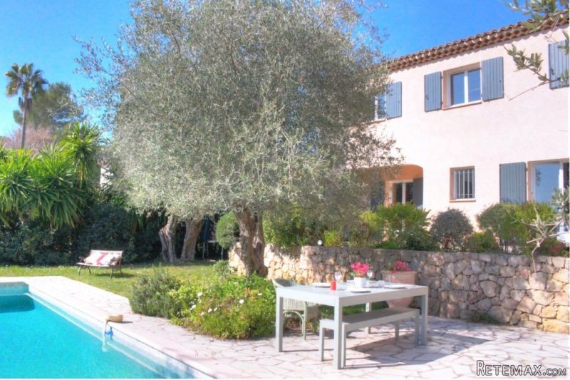 Sale House - Valbonne - 2