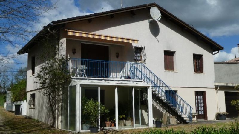 Villa For Sale in Nice Location - 2