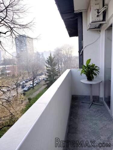 Izdajem dvosoban stan, Novi Beograd, Otona Župančića 50 m2 - 6