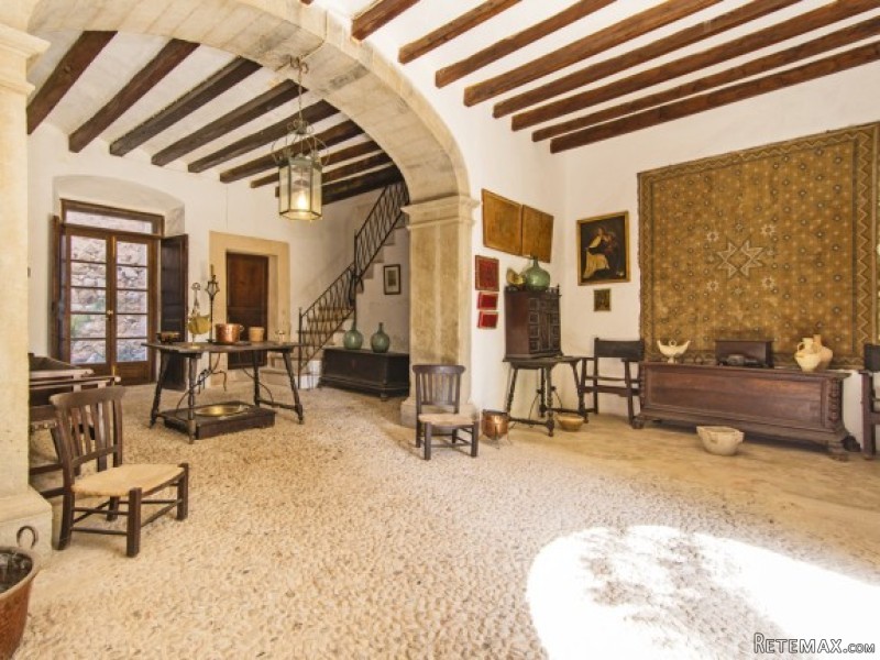 Manor House Of The 14th Century In.. - 2