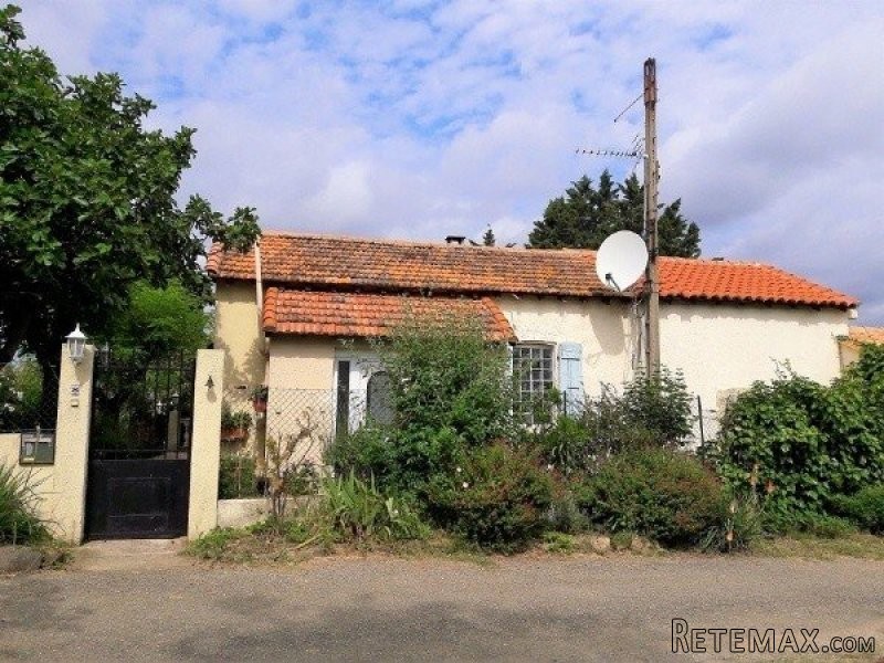 Pleasant House Of 110 m2 And..