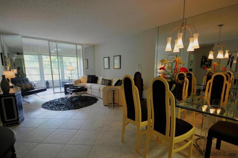 6865 Huntington Lane #303, Delray.. - 2