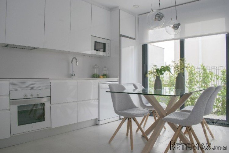 Beautiful new build homes with private pool located in.. - 2