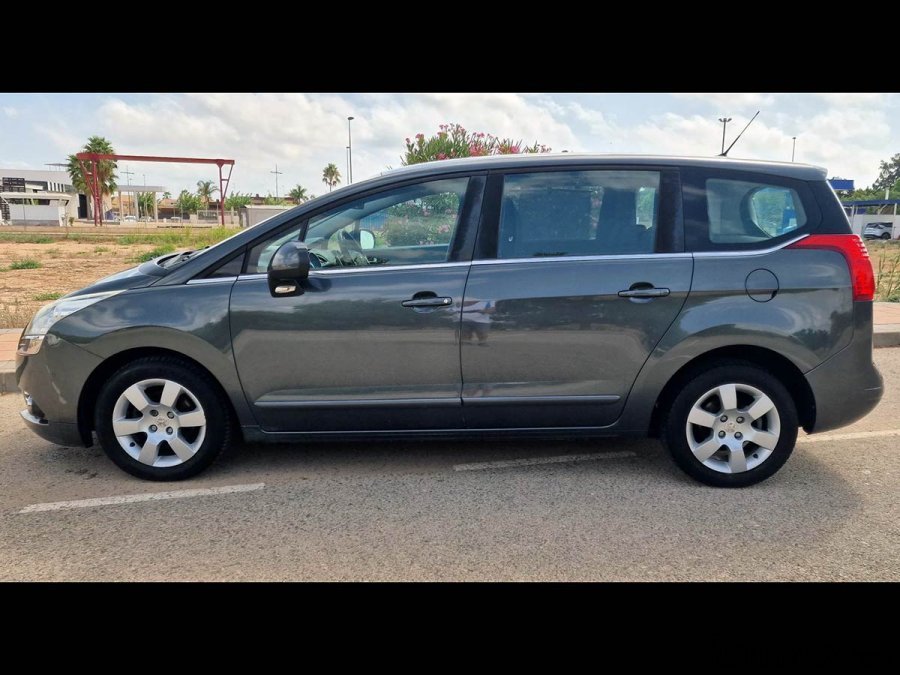 Peugeot 5008 1.6 - 3