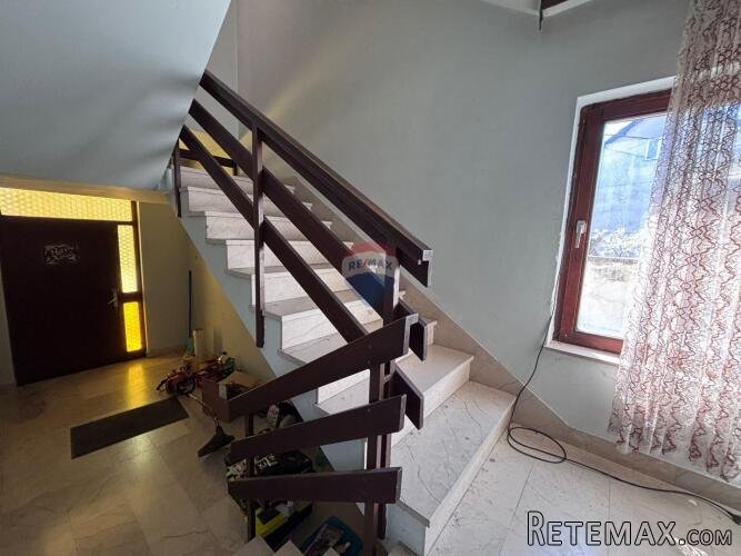 Velika Gorica, Donja Lomnica, kuća sa ugostiteljskim objekti - 3