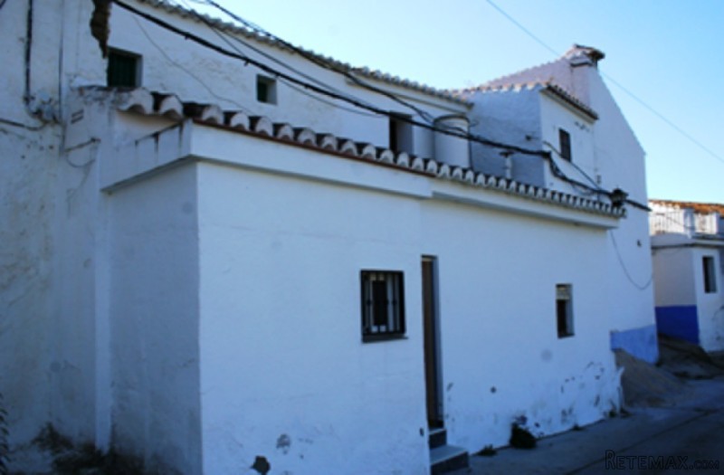 4 bedroom, 1 bathroom Townhouse, (build.. - 2