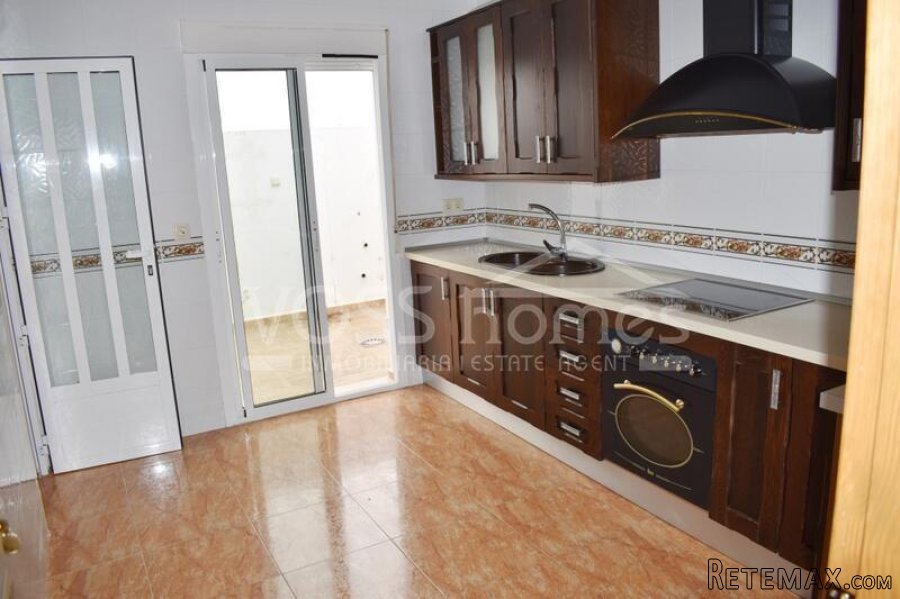 A very deceptively spacious, 3 / 4 bed, 2 bath village.. - 4