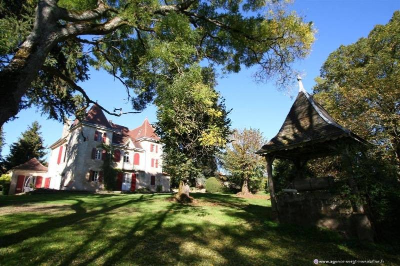 Ref 22/1044 : Demeure Restauree Avec..